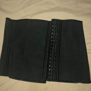Hourglass Waist Cincher